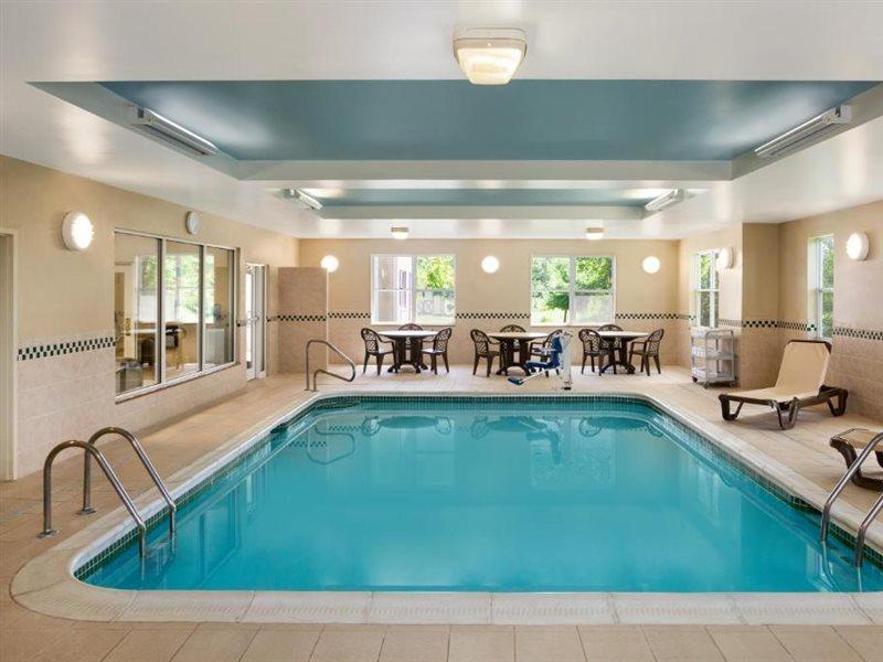 Country Inn & Suites By Radisson, Ithaca, Ny エクステリア 写真