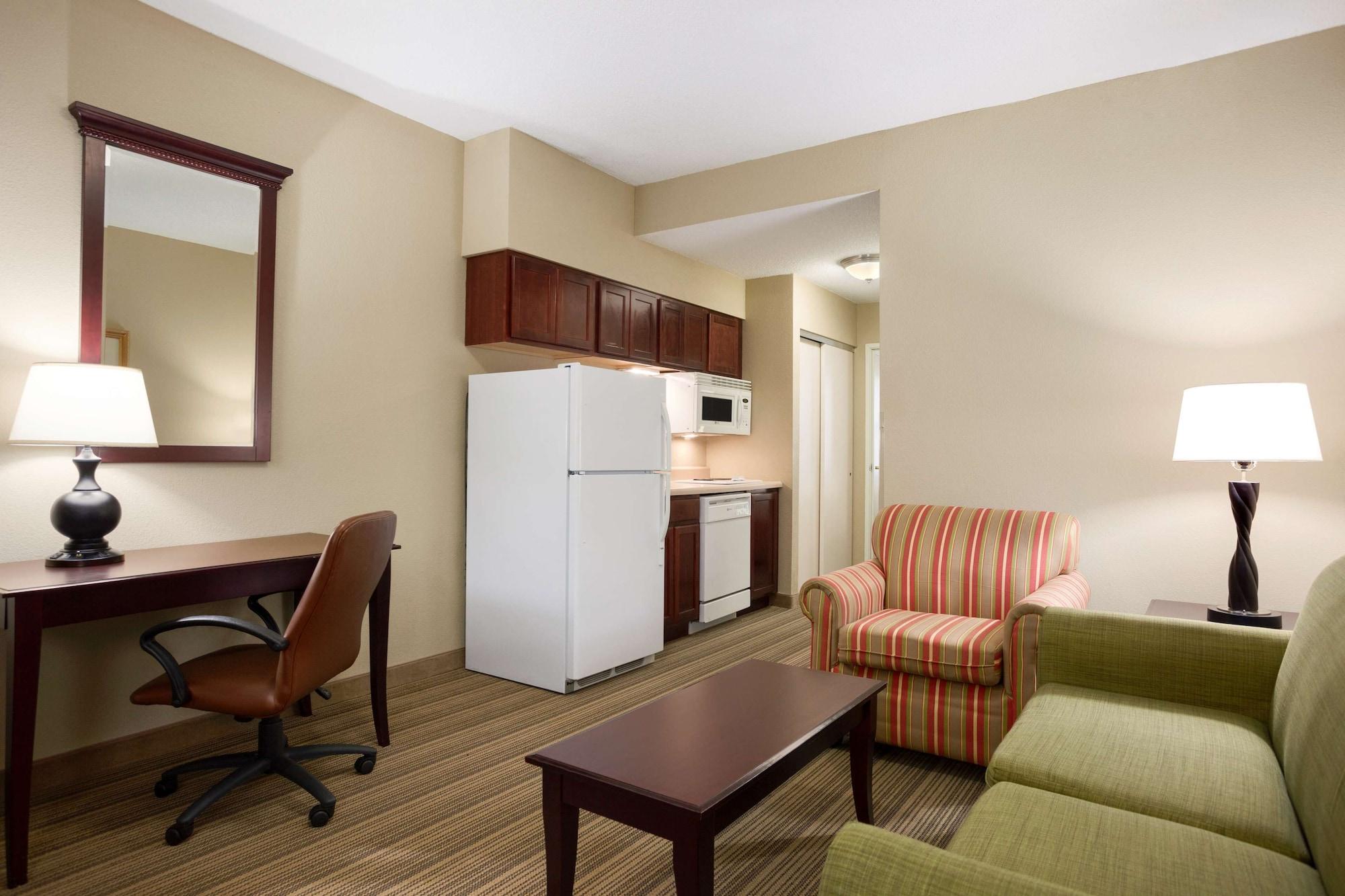 Country Inn & Suites By Radisson, Ithaca, Ny エクステリア 写真